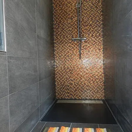 فيلة Le Hameau De La Crique De L'anglaise باندول