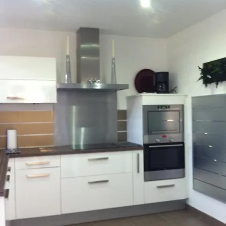 Le Hameau De La Crique De L'anglaise