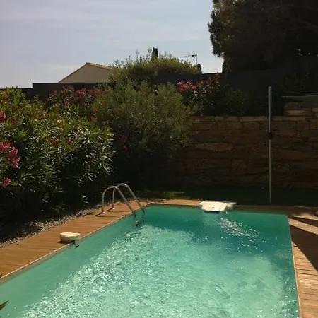 فيلة Le Hameau De La Crique De L'anglaise