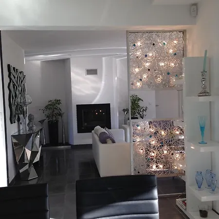 Le Hameau De La Crique De L'anglaise *