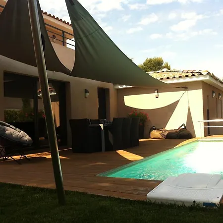 فيلة Le Hameau De La Crique De L'anglaise باندول