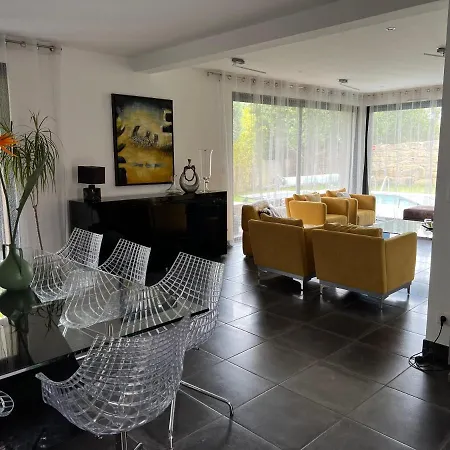 فيلة Le Hameau De La Crique De L'anglaise باندول