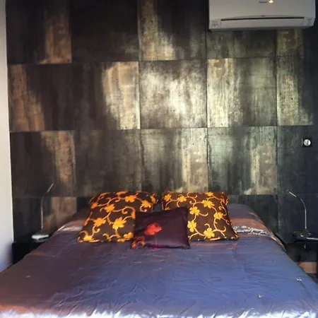 Le Hameau De La Crique De L'anglaise *