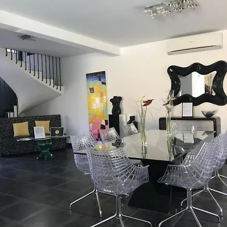 فيلة Le Hameau De La Crique De L'anglaise