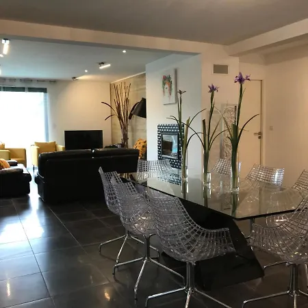 Le Hameau De La Crique De L'anglaise